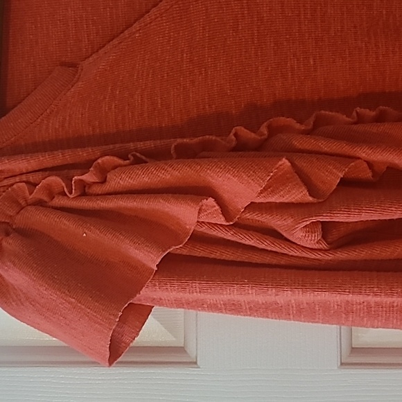 Anthropologie ruffled top - Picture 10 of 11